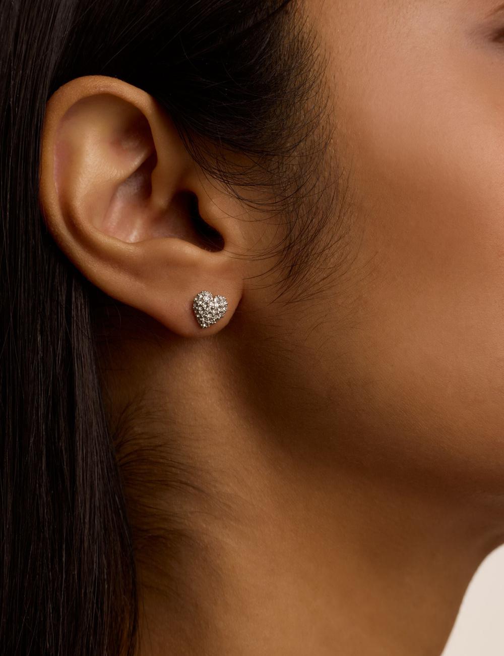 Ted Baker ADORAA - Crystal Heart Stud Women Earrings Silver | UAE  92601-LYAB