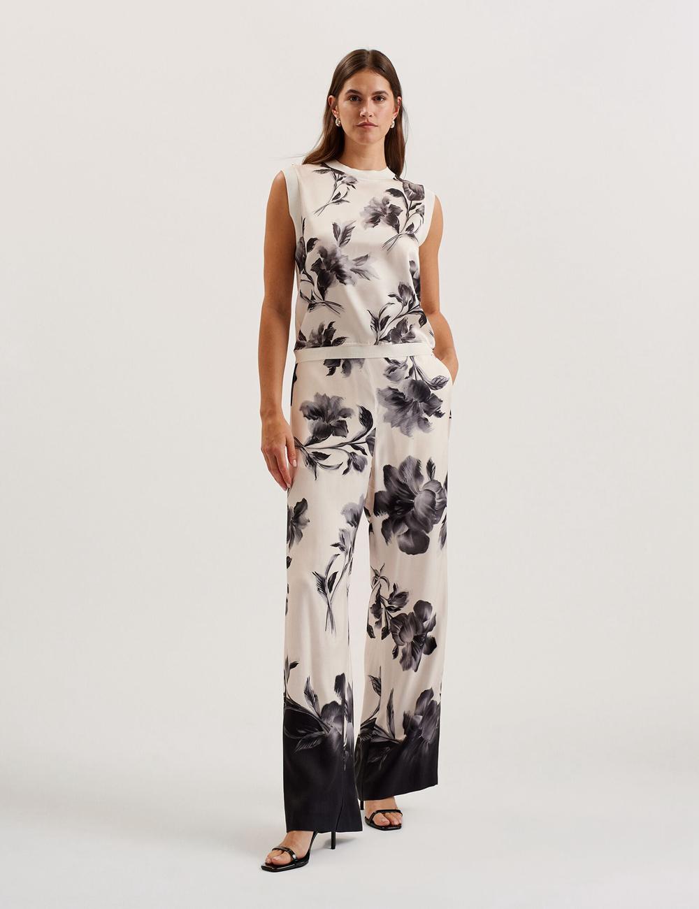 Ted Baker AWYNA - Floral Print Pull-On Wide Leg Women Trousers Black | UAE  79082-NHOT