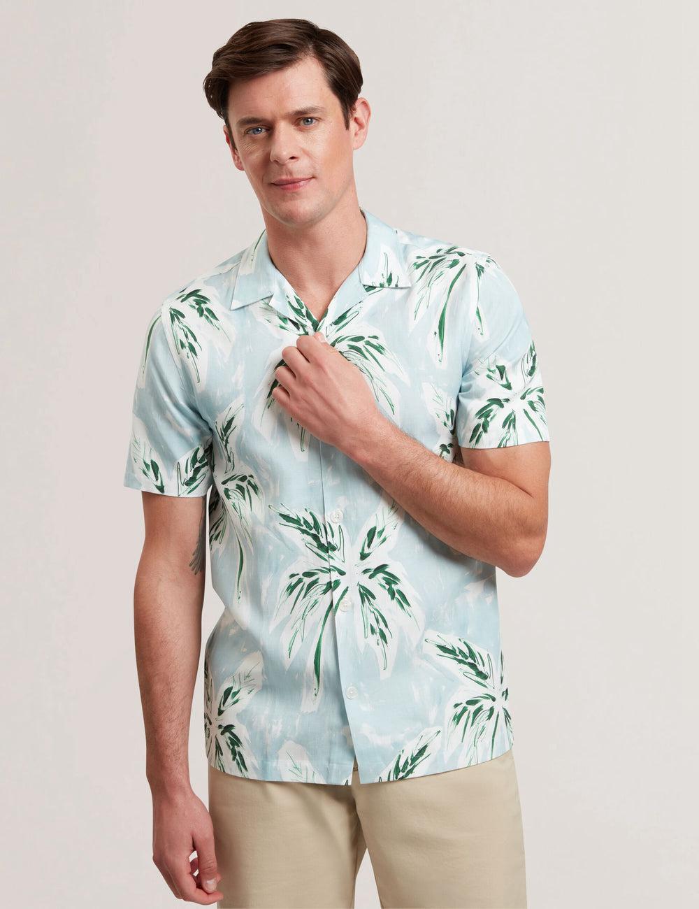 Ted Baker BOCHE - Short Sleeve Regular Tropical Palm Tree Men Casual Shirts Green | UAE  78091-ZDRJ