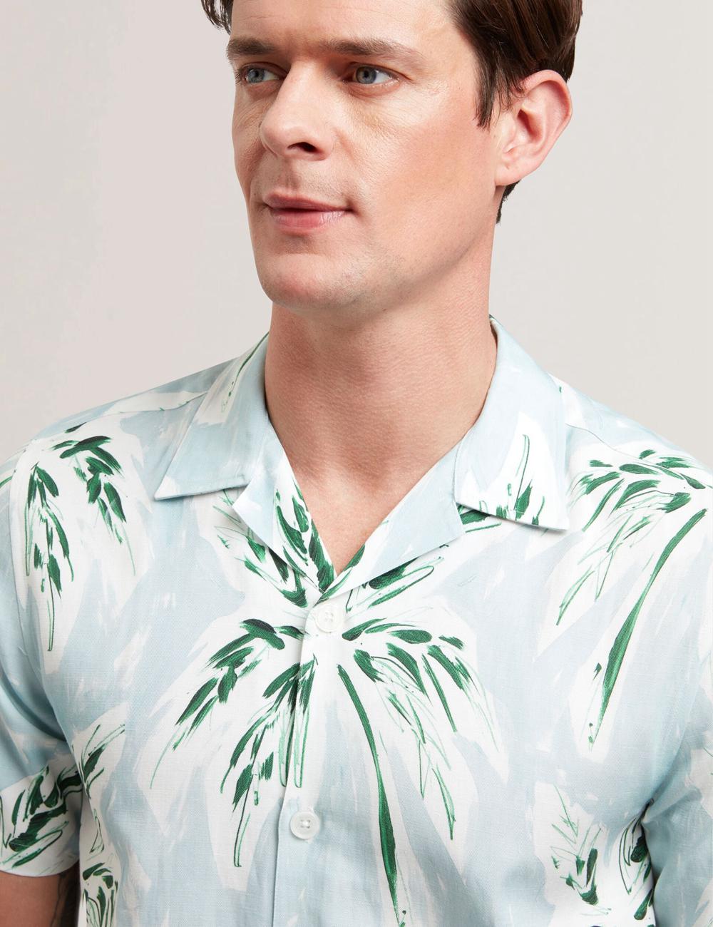 Ted Baker BOCHE - Short Sleeve Regular Tropical Palm Tree Men Casual Shirts Green | UAE  78091-ZDRJ