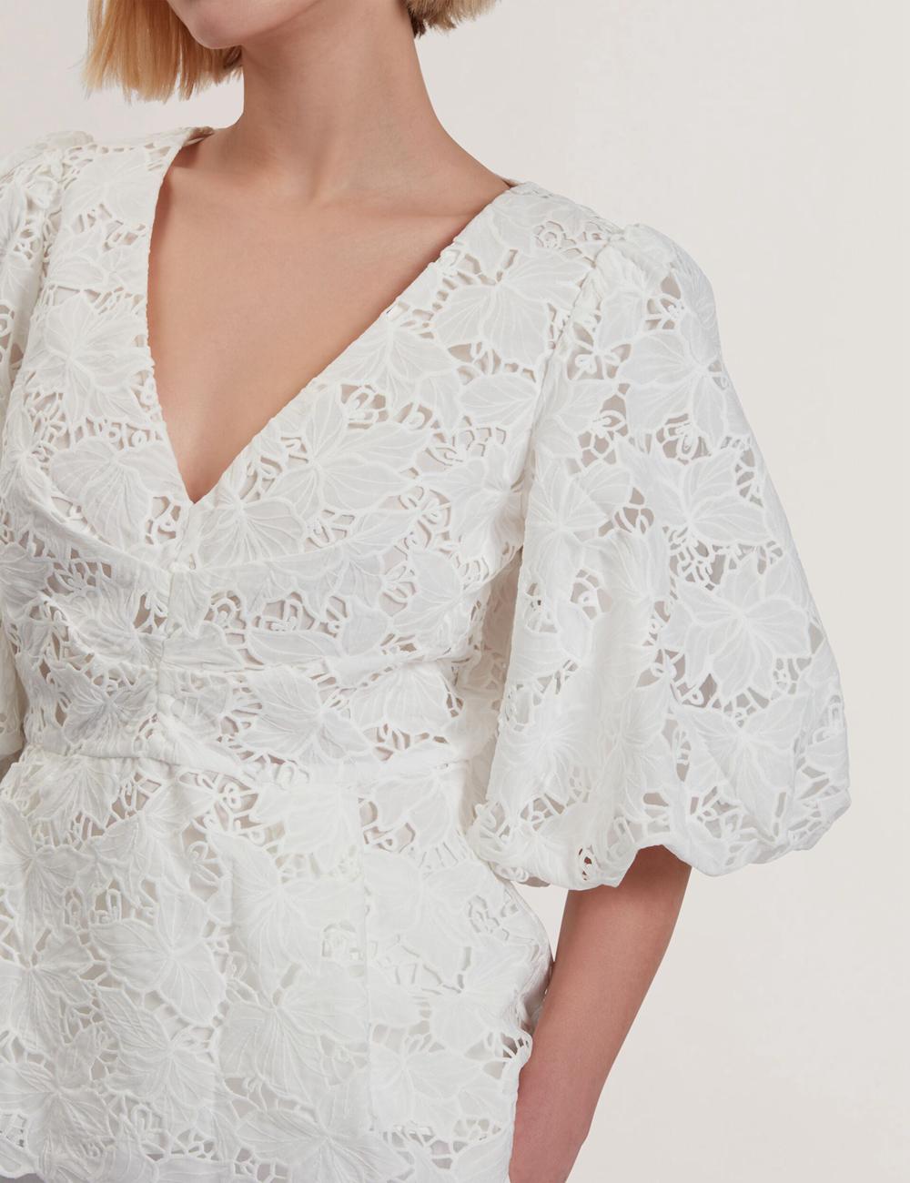 Ted Baker ELLARI - Lace Puff Sleeve V-Neck Peplum Women Tops White | UAE  42618-RNSI