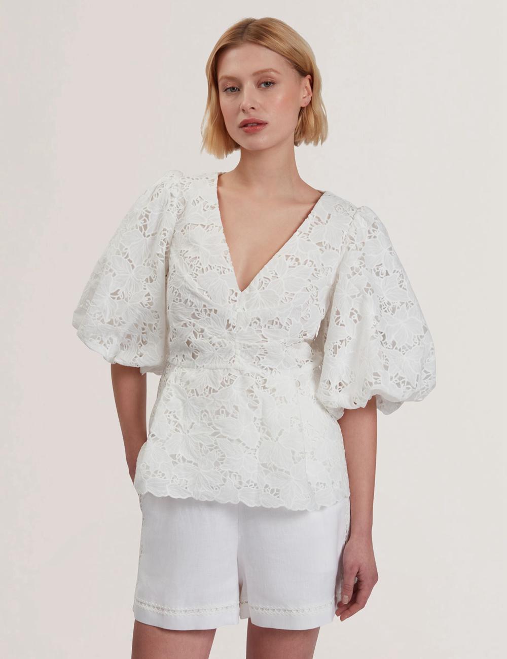 Ted Baker ELLARI - Lace Puff Sleeve V-Neck Peplum Women Tops White | UAE  42618-RNSI