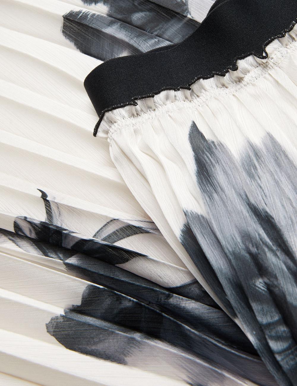 Ted Baker EMISTA - Monochrome Print Pleated Women Midi Skirts Ivory | UAE  62795-ICRO