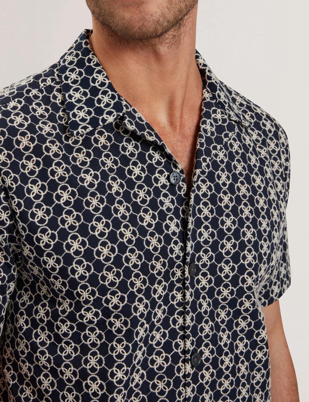 Ted Baker FINLAYS - Short Sleeve Relaxed Embroidered Men Casual Shirts Navy | UAE  19625-MINJ