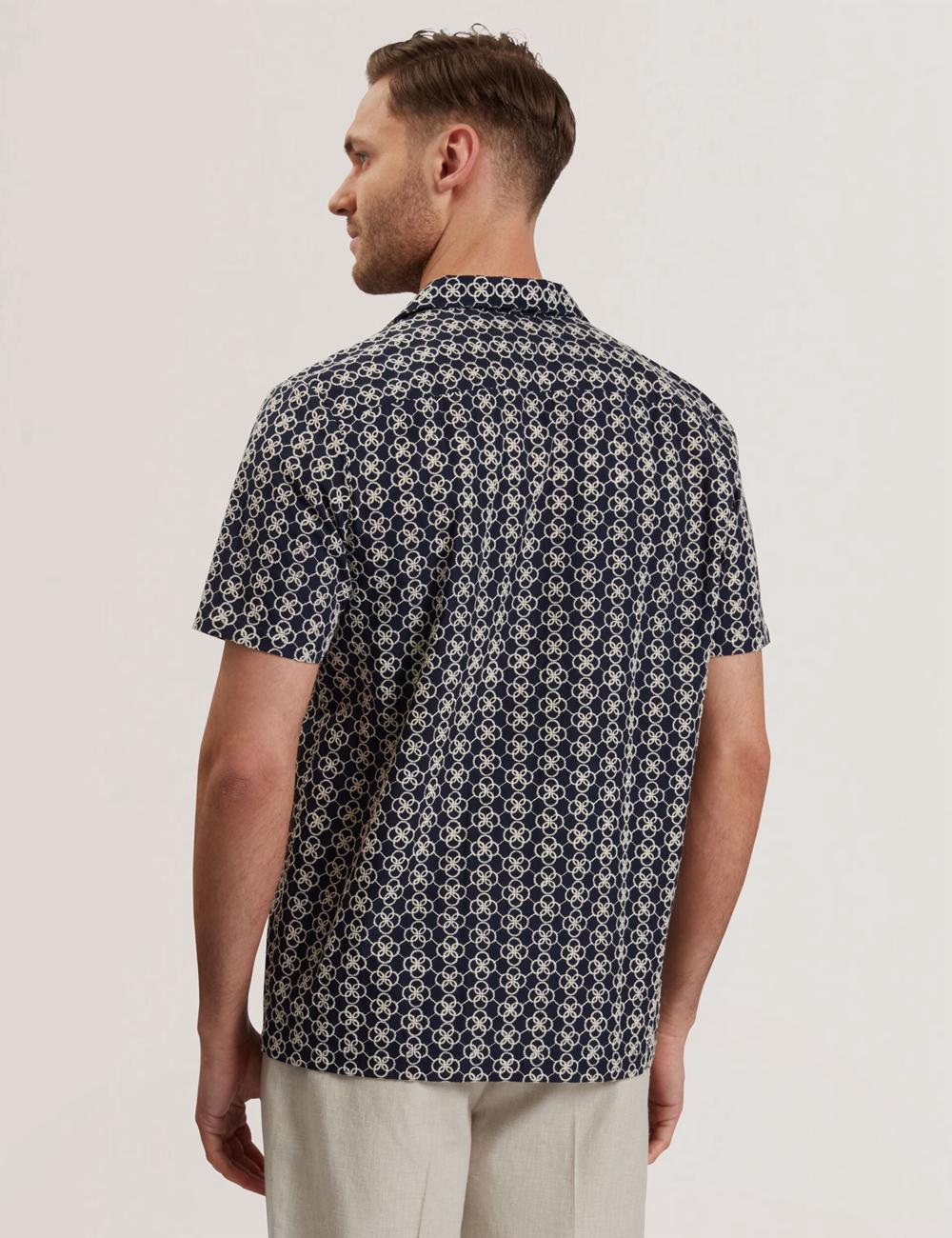Ted Baker FINLAYS - Short Sleeve Relaxed Embroidered Men Casual Shirts Navy | UAE  19625-MINJ