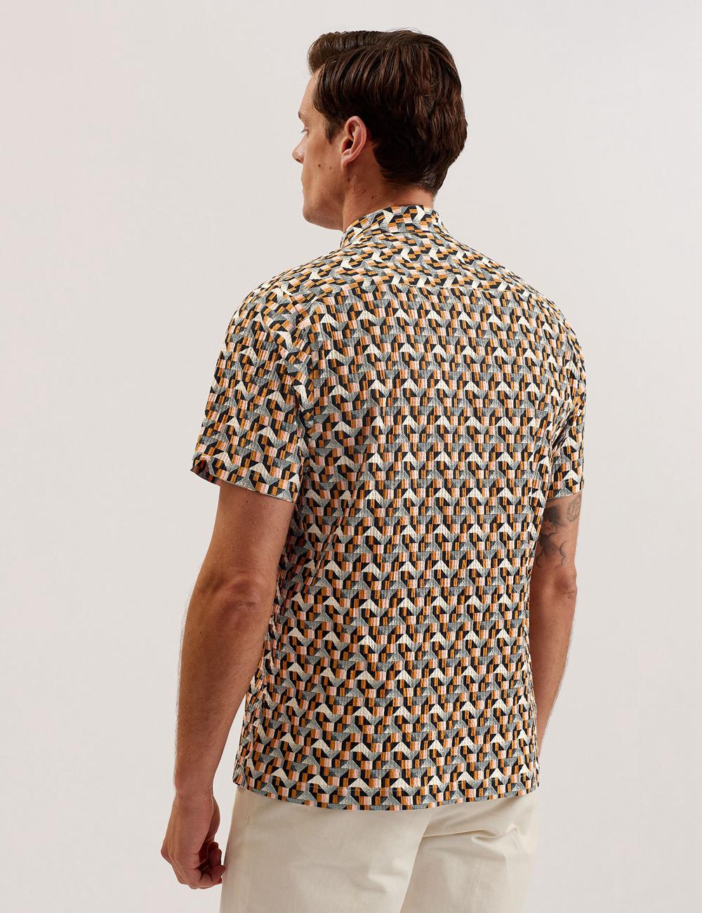 Ted Baker GASTONS - Short Sleeve Geo Print Seersucker Men Casual Shirts Pink | UAE  72095-SCAI