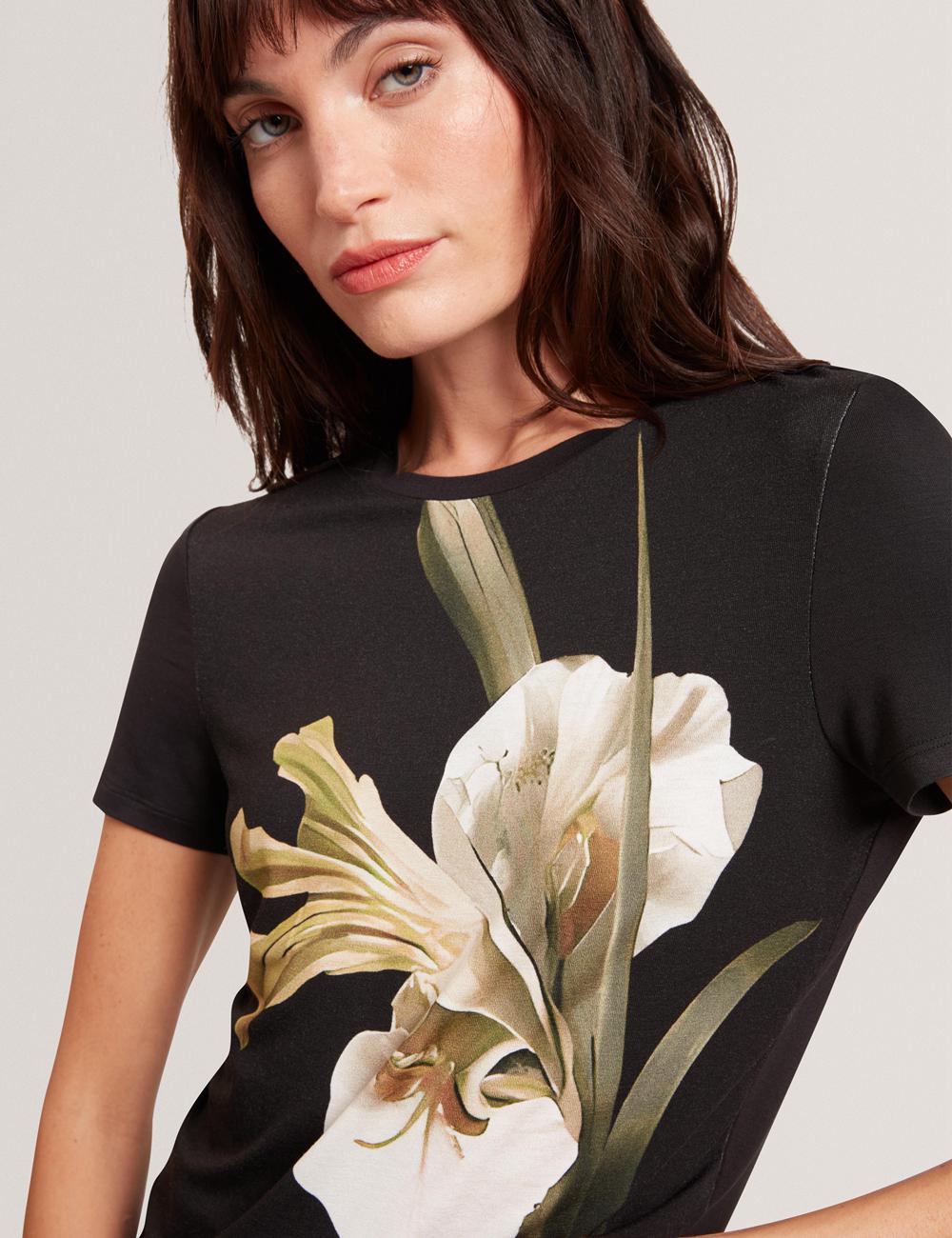 Ted Baker GORGAA - Floral Graphic Fitted Short Sleeve Women T-Shirts Black | UAE  15982-QWAP