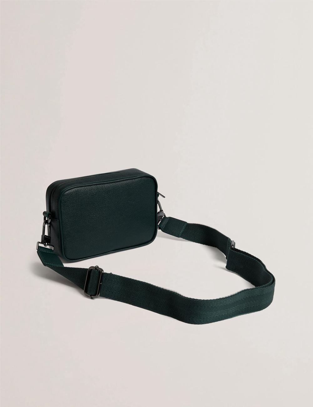 Ted Baker GRIFIN - Grained Leather Crossbody Pouch Men Crossbody Bags Dk-Green | UAE  82460-JBYO