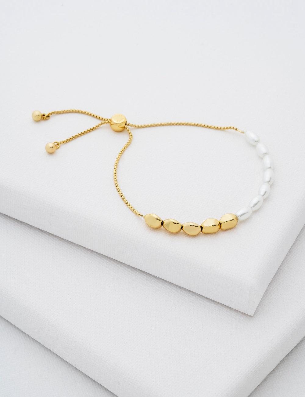 Ted Baker INELA - Island Pearl Bead Adjustable Women Bracelets Gold | UAE  40623-GPFY