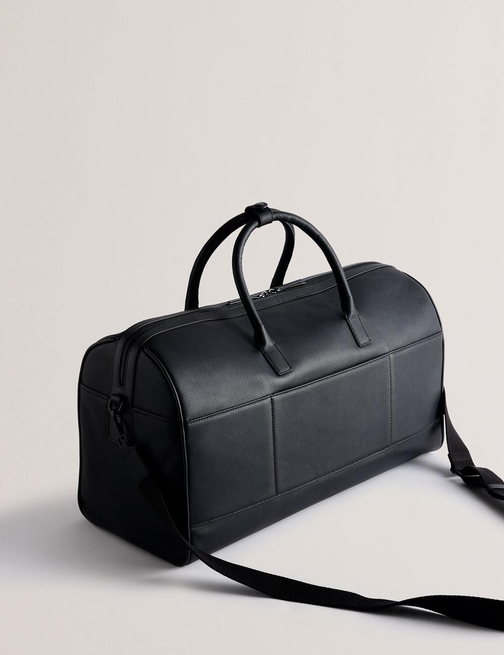 Ted Baker LANDERS - Textured Leather Zip Pocket Men Holdall Bags Black | UAE  16593-GCUX