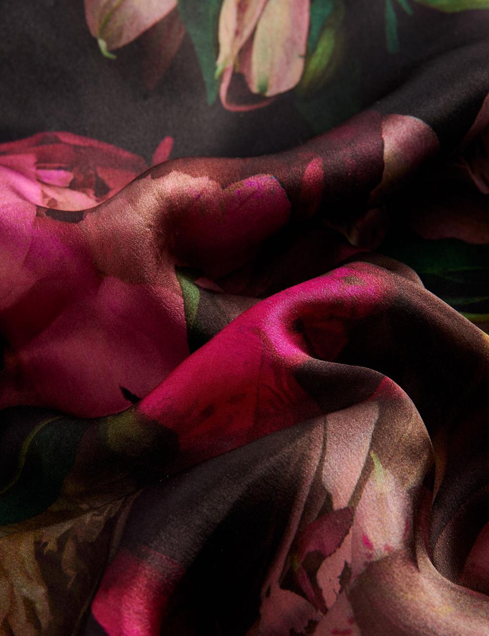 Ted Baker LEEEAA - Printed Silk Satin Square Women Scarves Black | UAE  46253-IBZT
