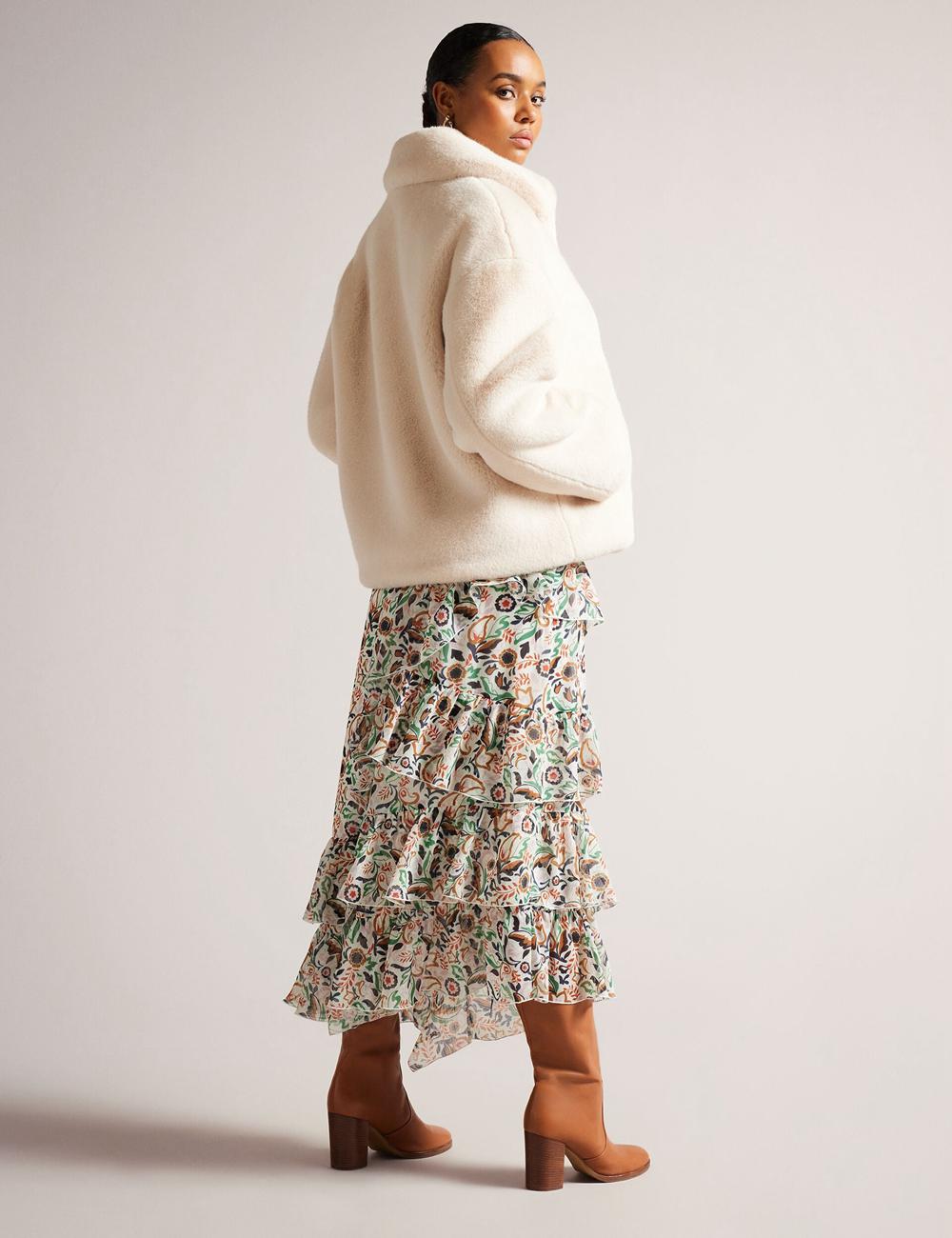Ted Baker LILIAM - Faux Fur Collared Short Coat Women Jackets Ivory | UAE  13078-RPNY