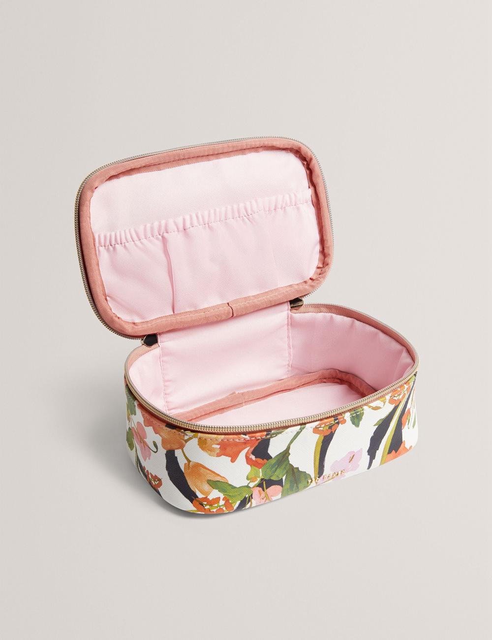 Ted Baker LOUIAA - Floral Printed Small Top Handle Women Wash Bags White | UAE  59271-VJPB