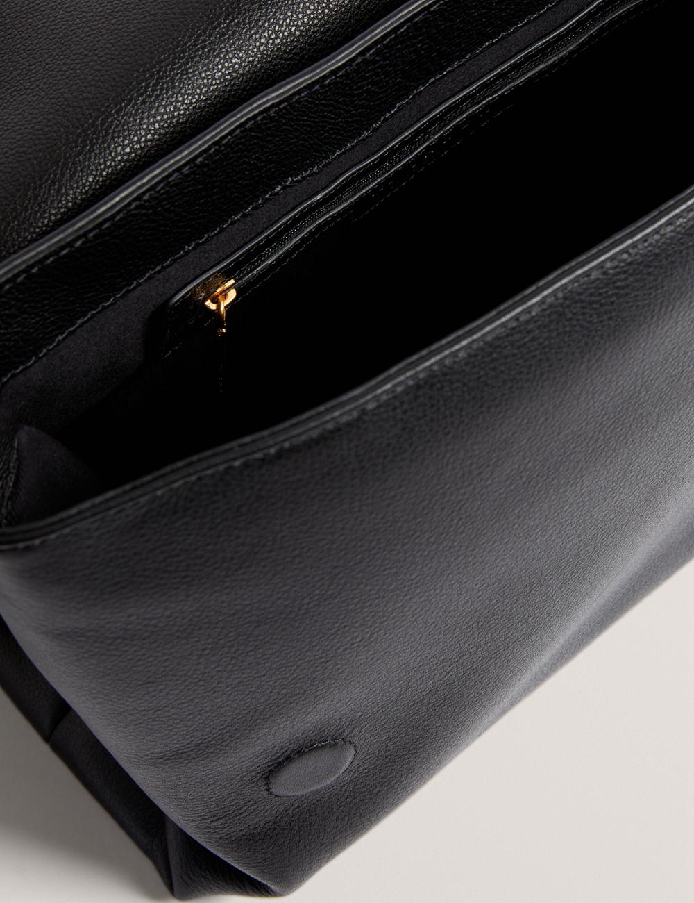 Ted Baker MARGOU - Padded Leather Large Fold Over Women Shoulder Bags Black | UAE  75984-AKFG