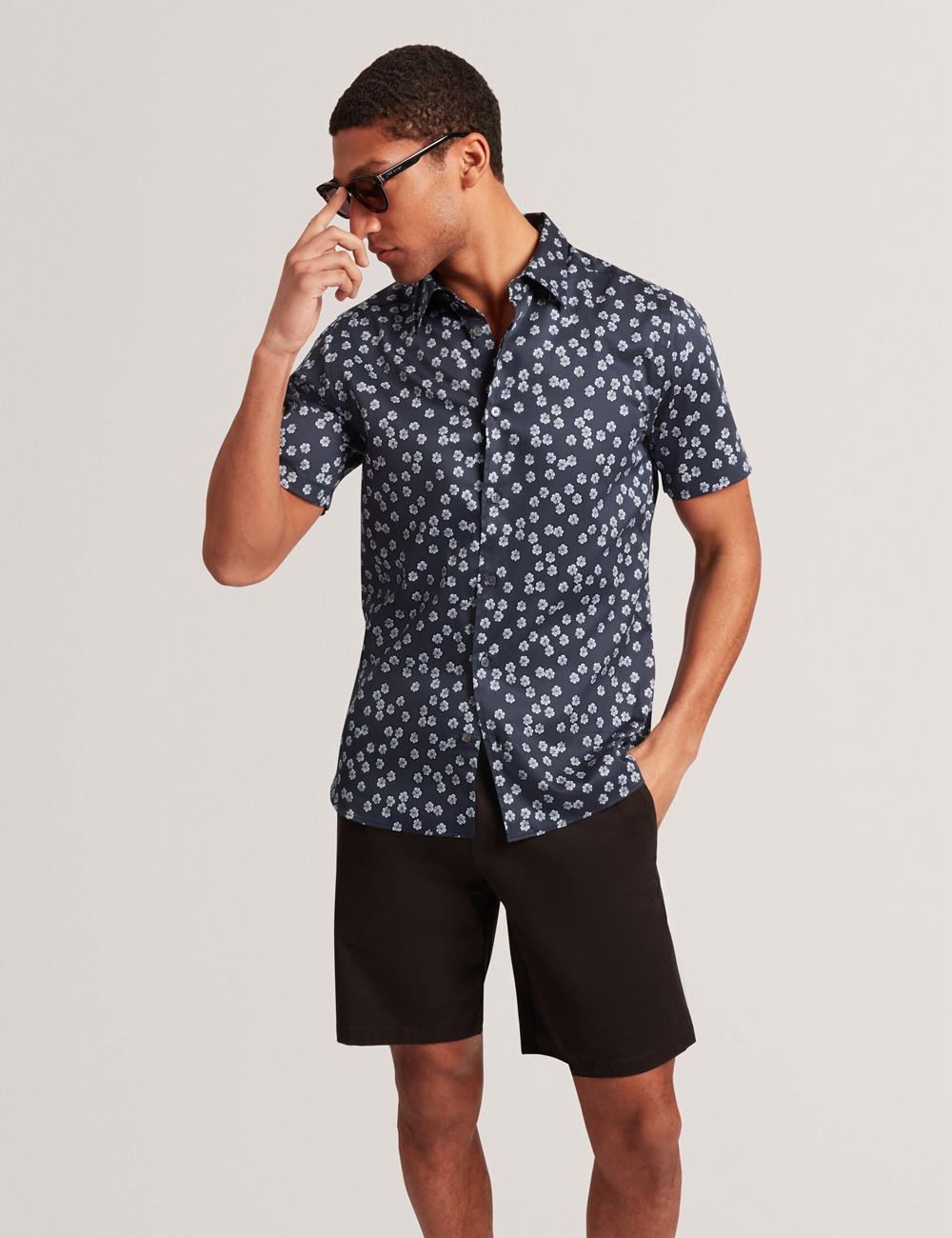 Ted Baker NIKSHO - Short Sleeve Slim Ditsy Floral Men Casual Shirts Navy | UAE  97120-XMKB