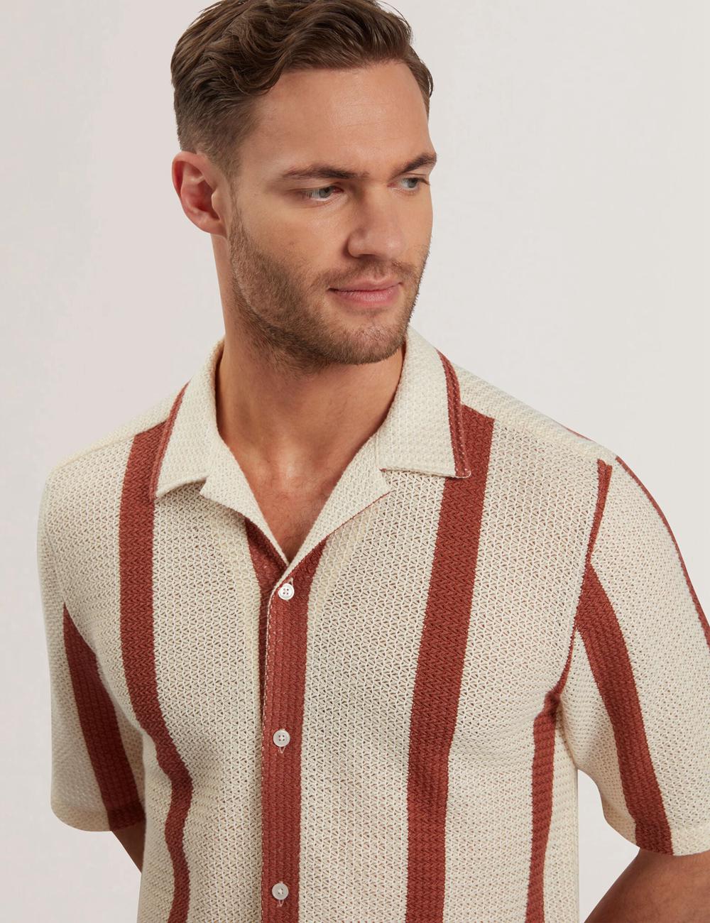 Ted Baker NIKS - Short Sleeve Stripe Crochet Oversized Men Casual Shirts Taupe | UAE  57429-XFWZ