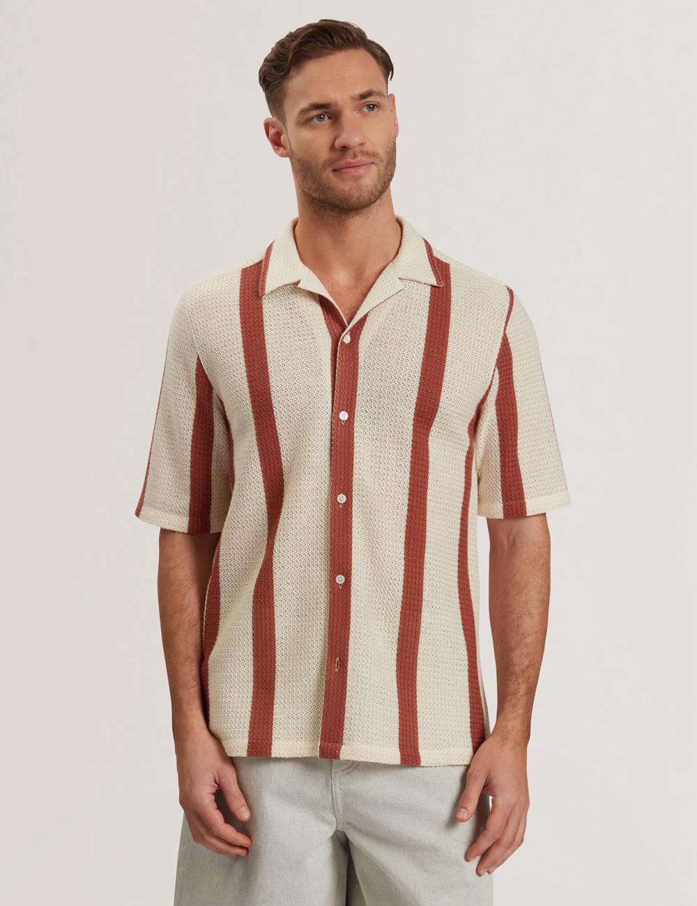 Ted Baker NIKS - Short Sleeve Stripe Crochet Oversized Men Casual Shirts Taupe | UAE  57429-XFWZ