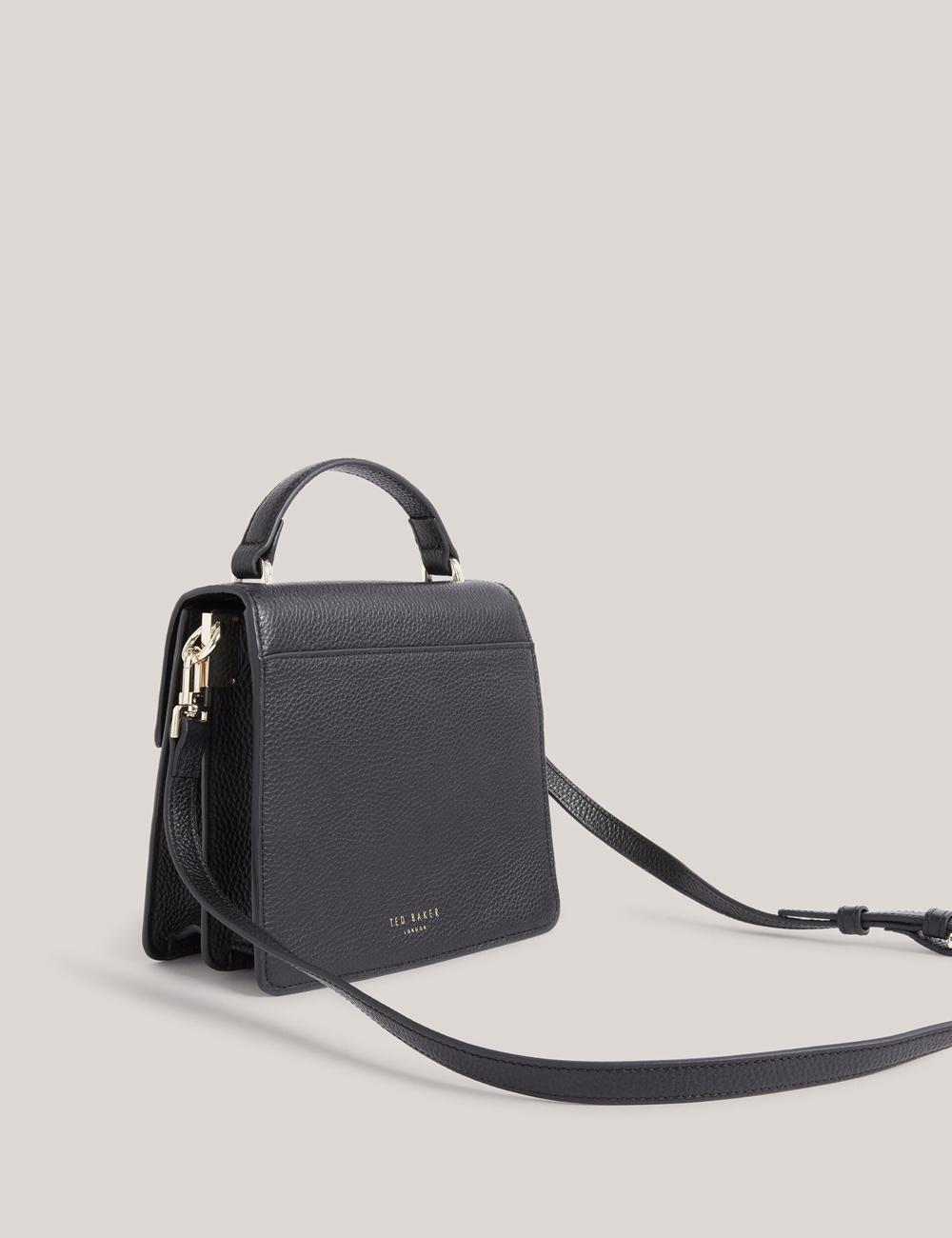 Ted Baker ROSELII - Small Top Handle Bar Detail Leather Women Crossbody Bags Black | UAE  92413-TUVA