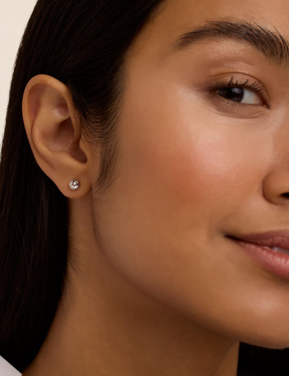 Ted Baker SINEE - Mini Crystal Stud Women Earrings Silver | UAE  03748-JBCX