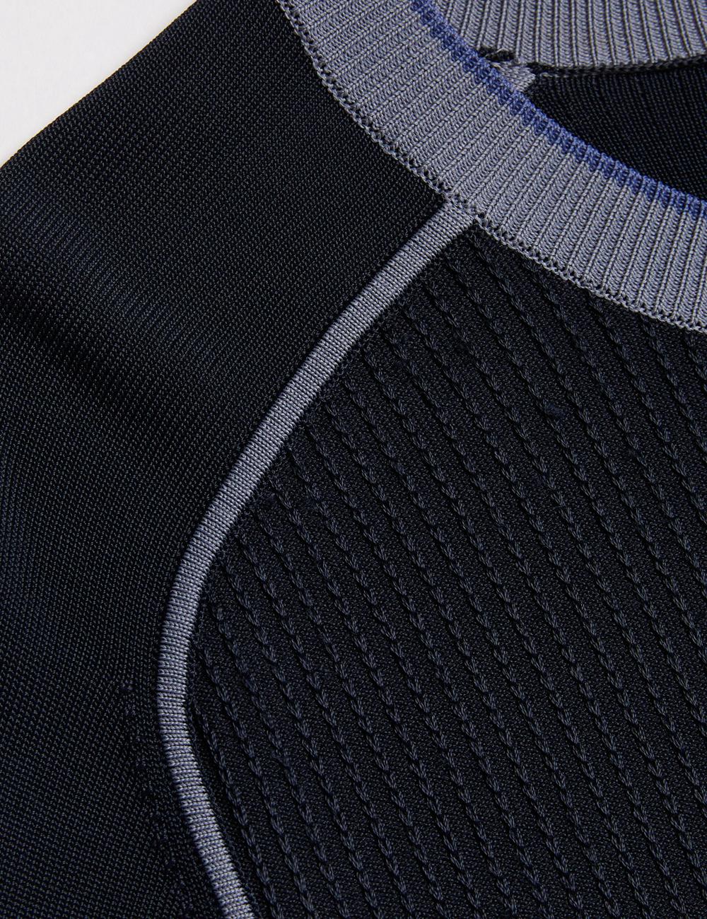 Ted Baker TOREZ - Long Sleeve Textured Knit Top Men Jumpers Navy | UAE  59437-DANJ