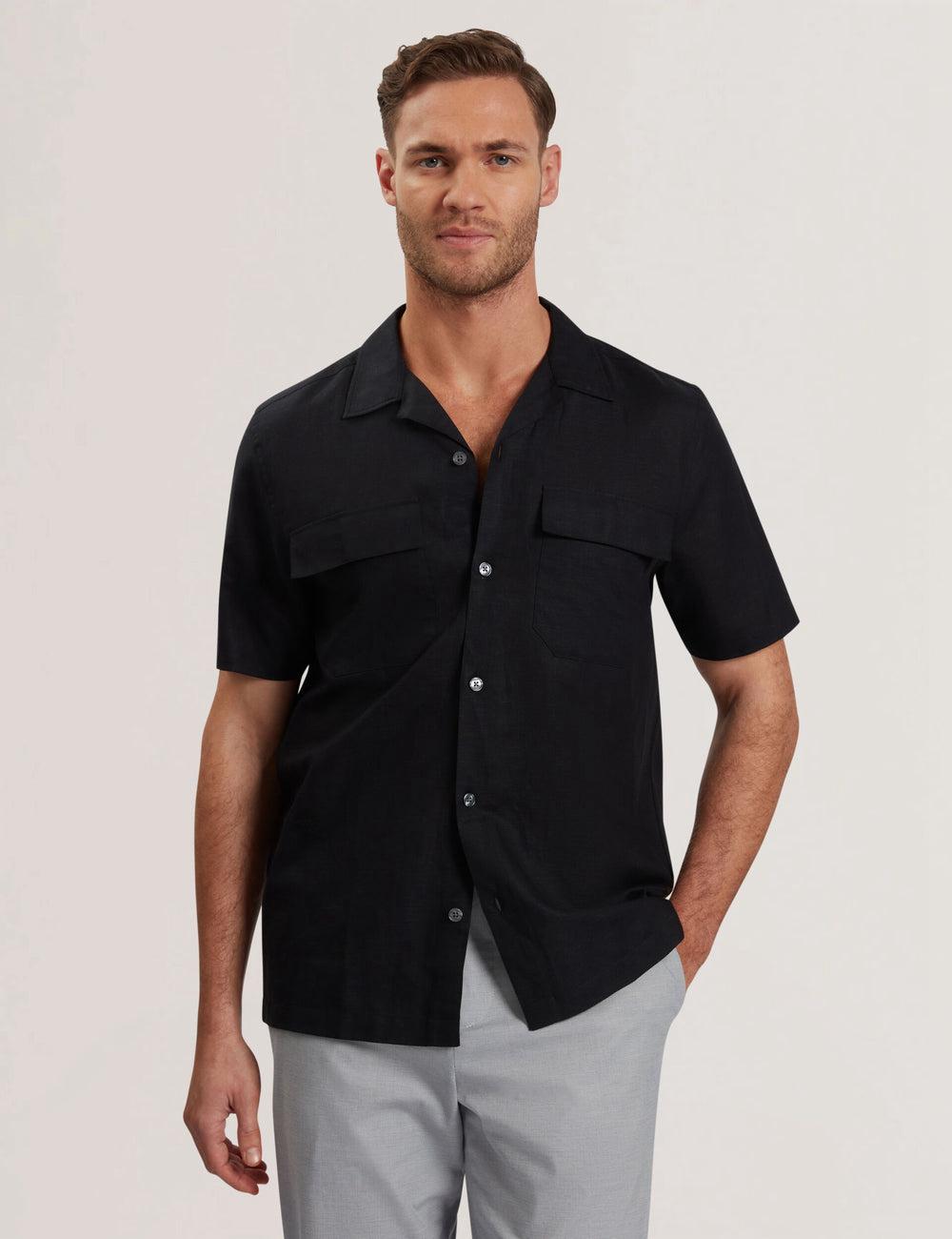 Ted Baker WHETHER - Short Sleeve Regular Fit Double Pocket Men Casual Shirts Black | UAE  32951-ZVSX
